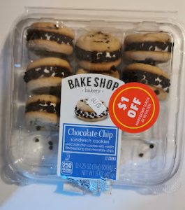Read more about the article Bake Shop Bakery Chocolate Chip Sandwich Cookies (Aldi)