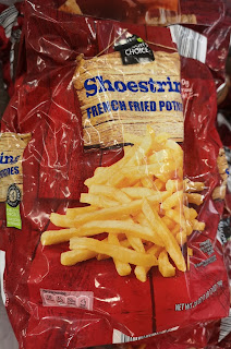 A bag of Season's Choice Shoestring French Fries, from Aldi