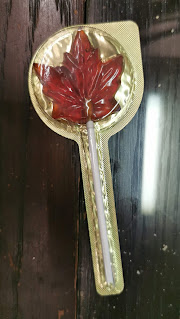 Read more about the article SNACK CRATE: M Gourmet Collection 100% Maple Syrup Leaf-Shaped Lollipop