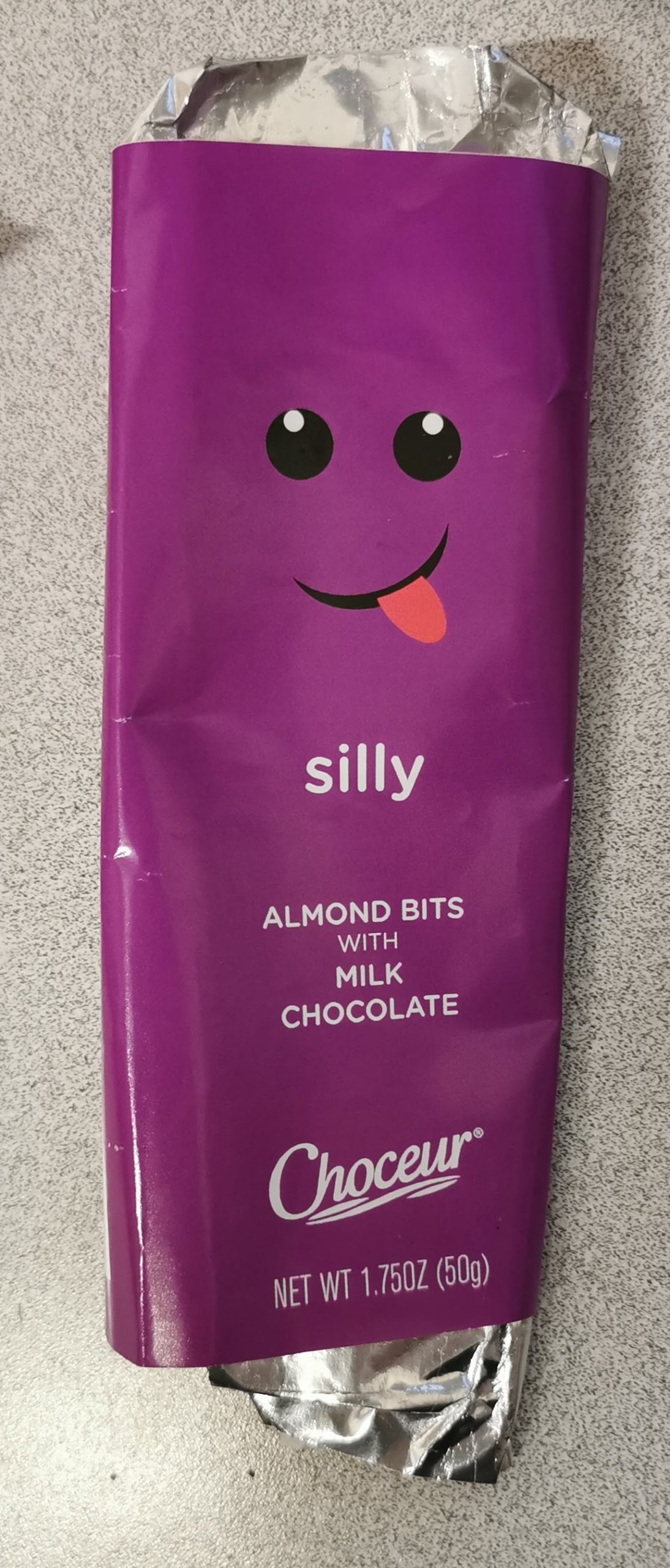 Read more about the article Choceur “Silly” Almond Bits with Milk Chocolate Mood Bar (Aldi)