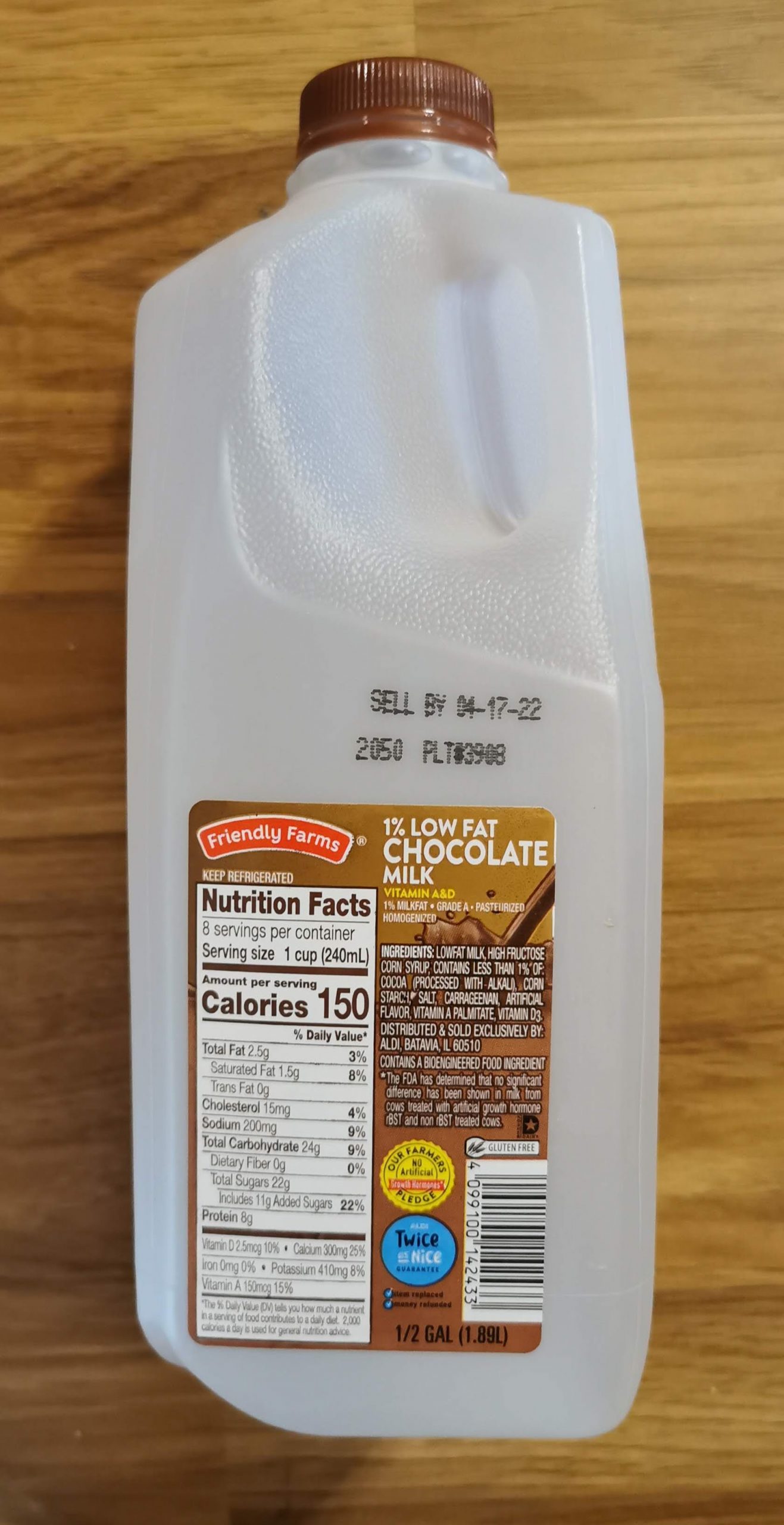 Read more about the article Friendly Farms 1% Lowfat Chocolate Milk (Aldi)